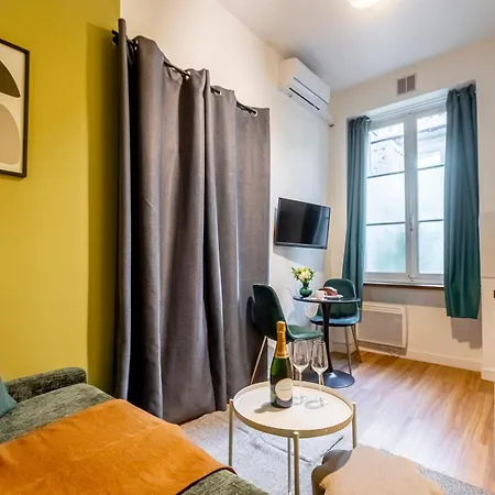 Apartment Opera *